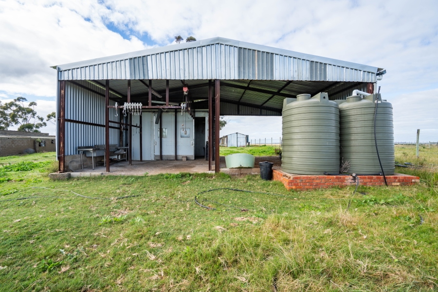 5 Bedroom Property for Sale in Grahamstown Rural Eastern Cape